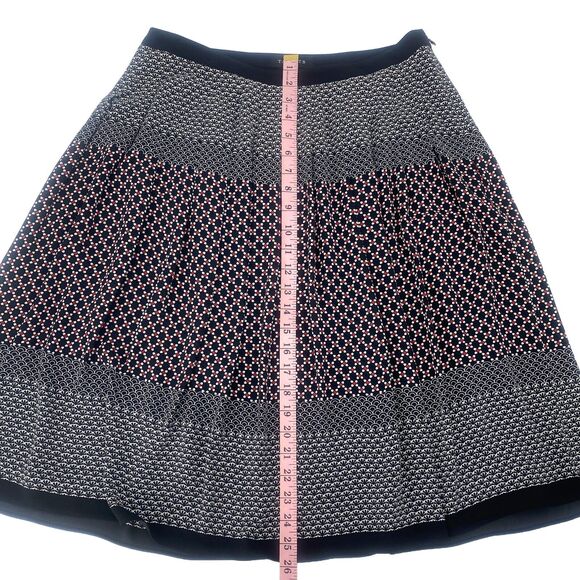 Talbots Long Pleated Full Skirt Geometric Print Lined Side Zip Black Red Size 6 - Picture 9 of 10